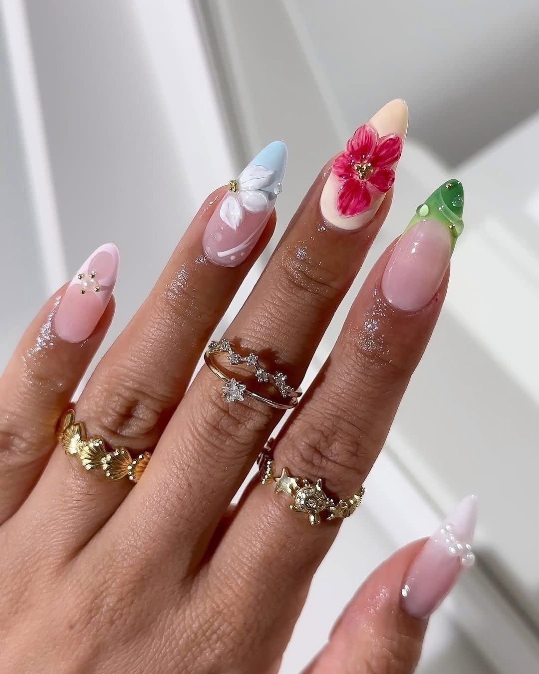 The Best Nail Designs of 2025: Where Futurism Meets Personal preview article image